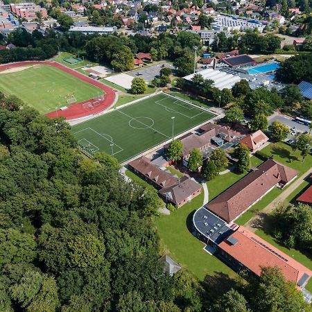 Hoessensportzentrum Westerstede Exterior photo