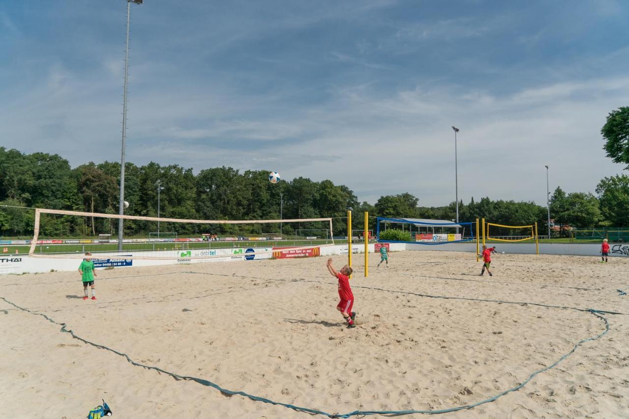 Hoessensportzentrum Westerstede Exterior photo