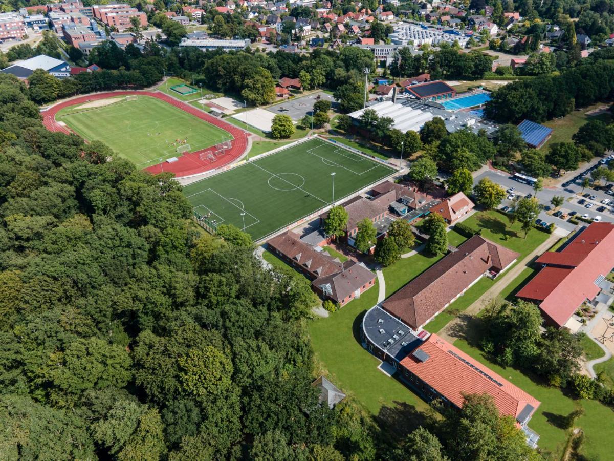 Hoessensportzentrum Westerstede Exterior photo